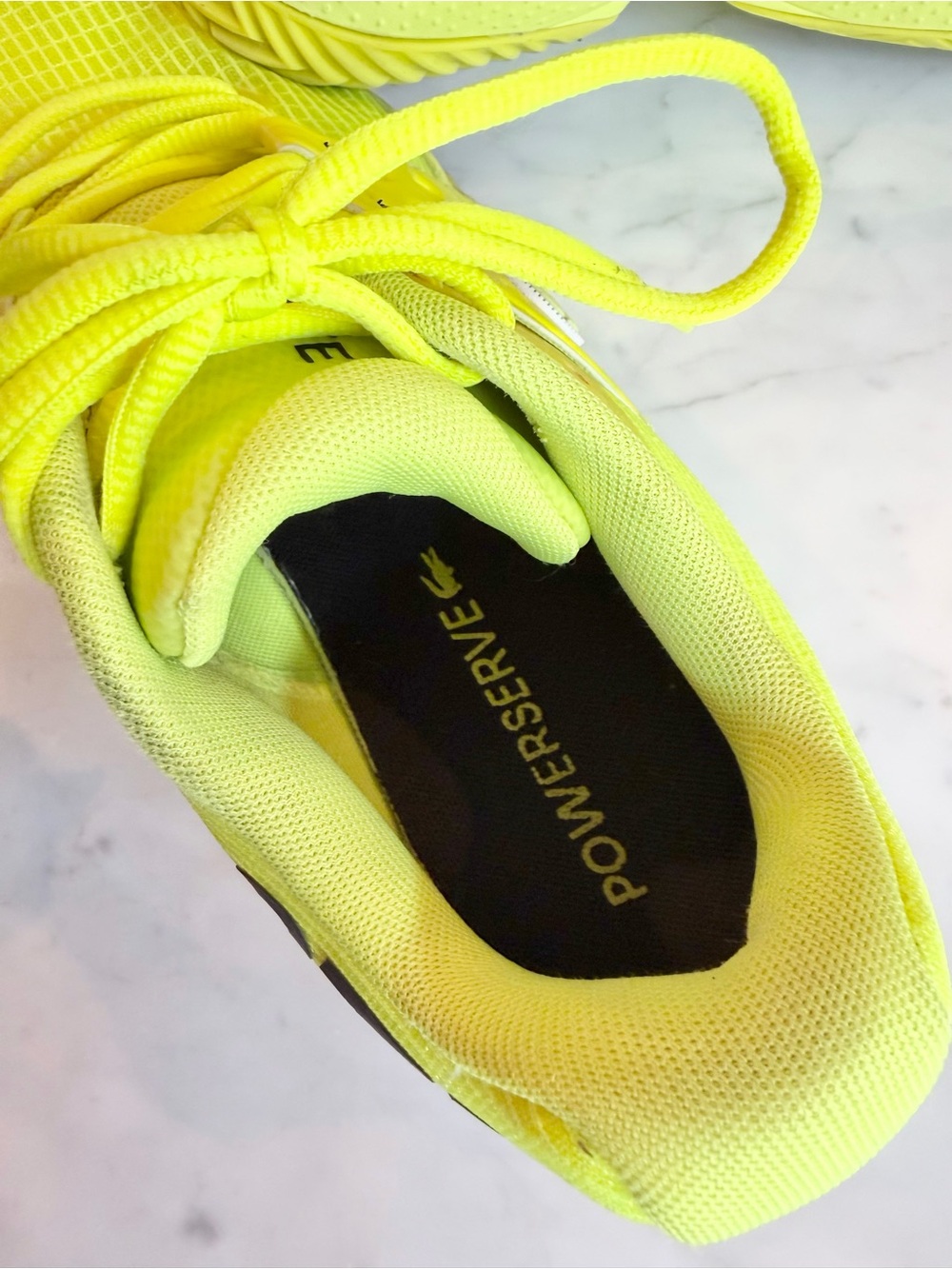 Women's Lacoste Neon Yellow Powerserve Tennis Shoe Size 8 US - Picture 4 of 7